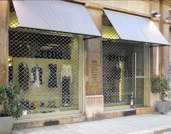 Rideaux Métalliques à Mailles